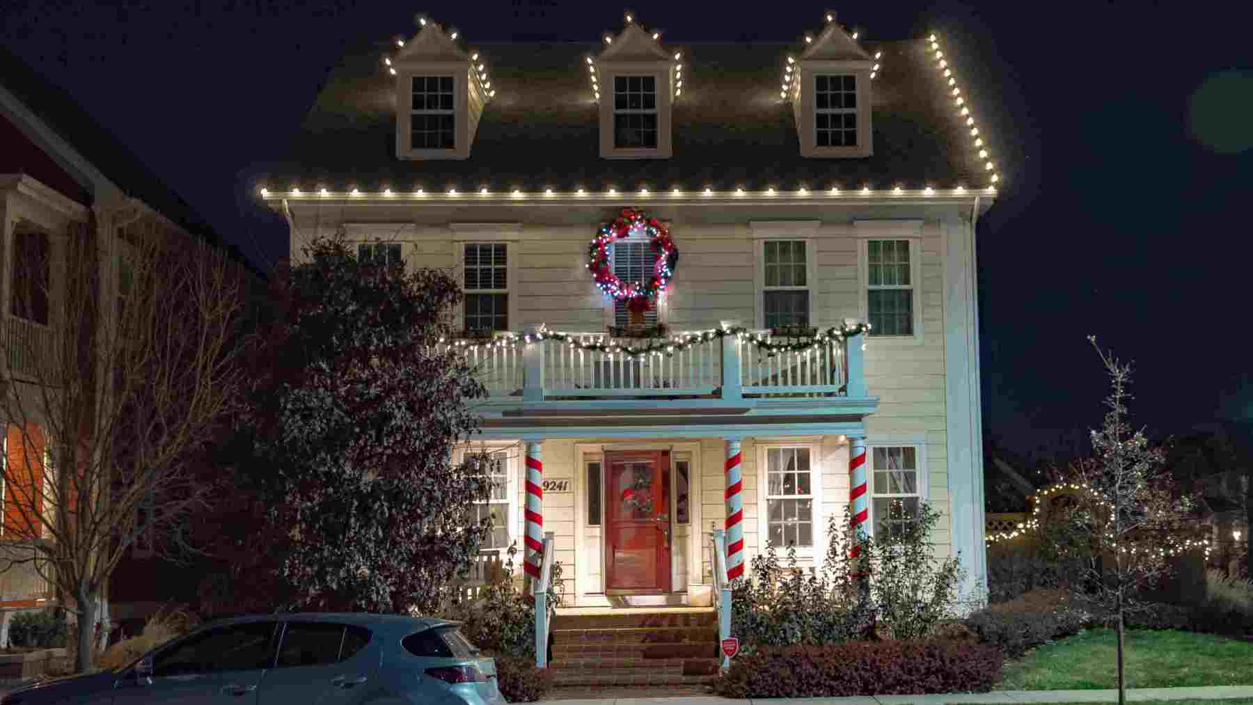 Christmas Light Hanging Services Cost